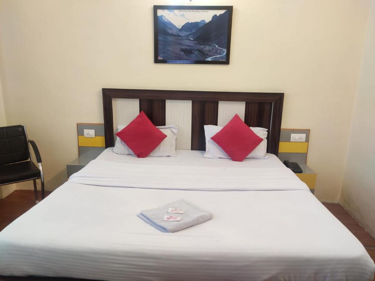 Hotel Amandeep Dharamshala Exterior foto
