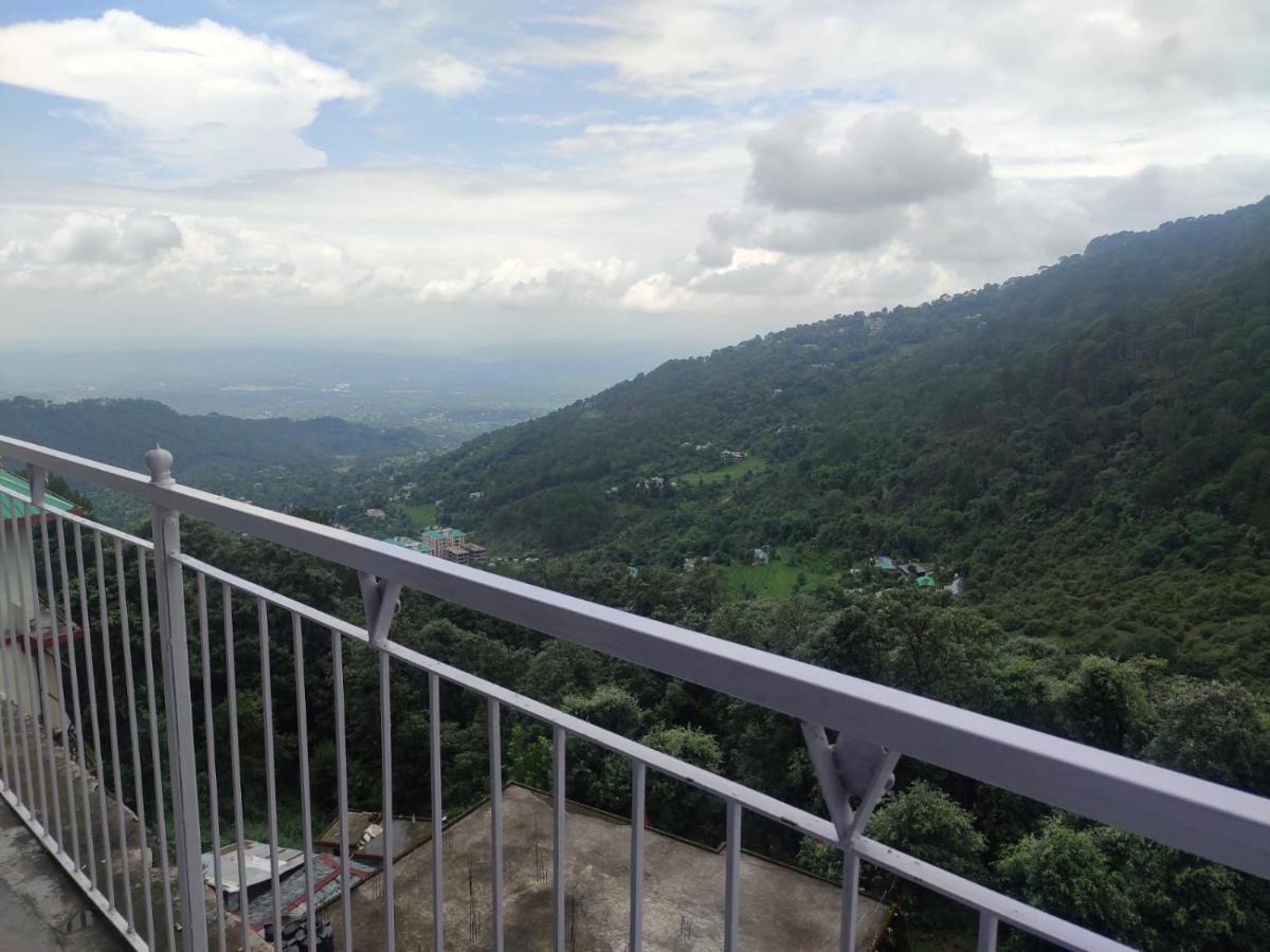 Hotel Amandeep Dharamshala Exterior foto